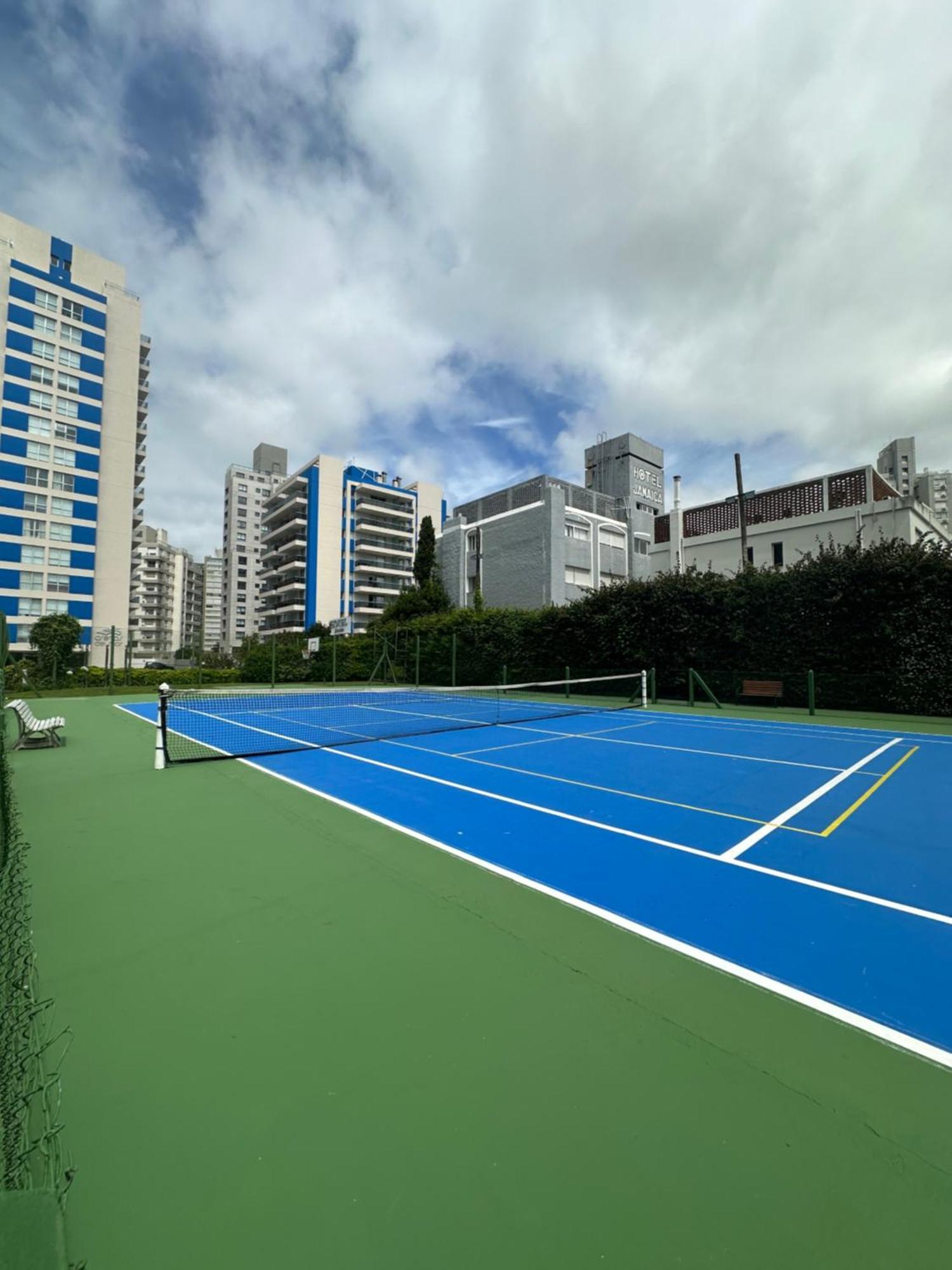 Hermoso apartamento, Torre de categoría Long Beach, en la mejor ubicación de Punta del Este Exterior foto
