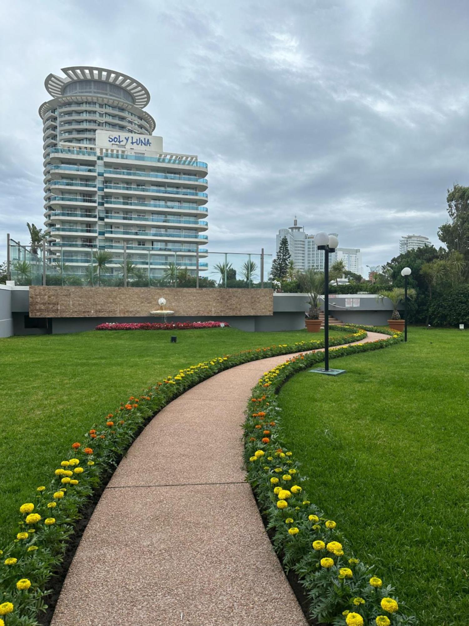 Hermoso apartamento, Torre de categoría Long Beach, en la mejor ubicación de Punta del Este Exterior foto